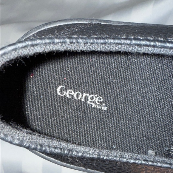 Black Shoes - Picture 7 of 10